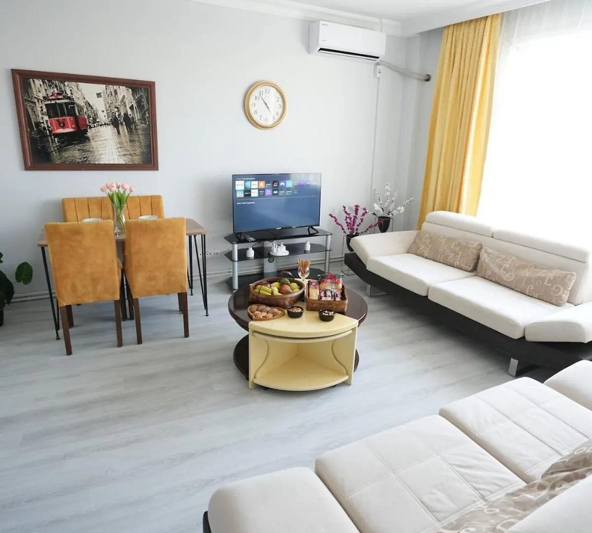 1Min To Tram Stop With Elevator, Modern,Spacious Istanboel